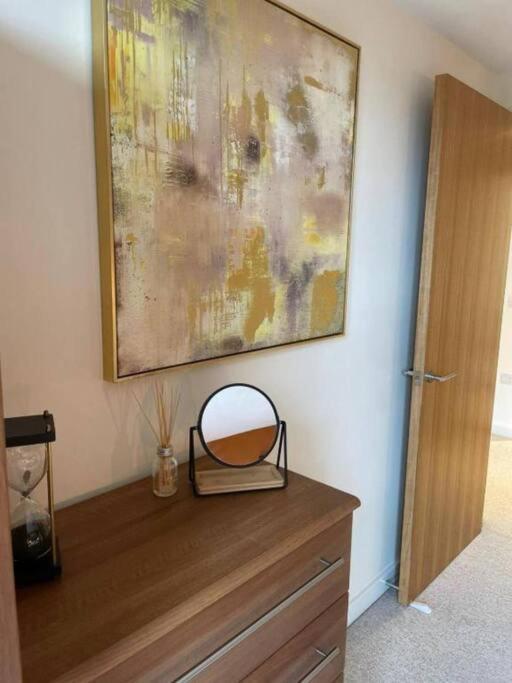 Paramount City Living 105 Swindon Exteriör bild