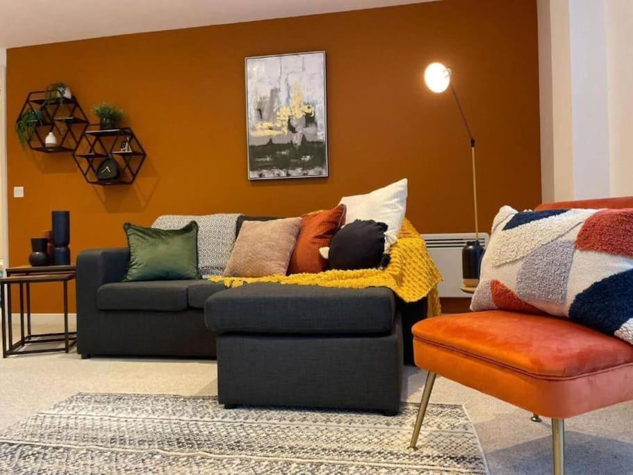 Paramount City Living 105 Swindon Exteriör bild